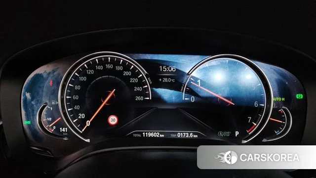 BMW 5 Series (G30) id 4430550 из Кореи 36