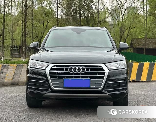 Audi Q5L id 4260606 из Китая 22