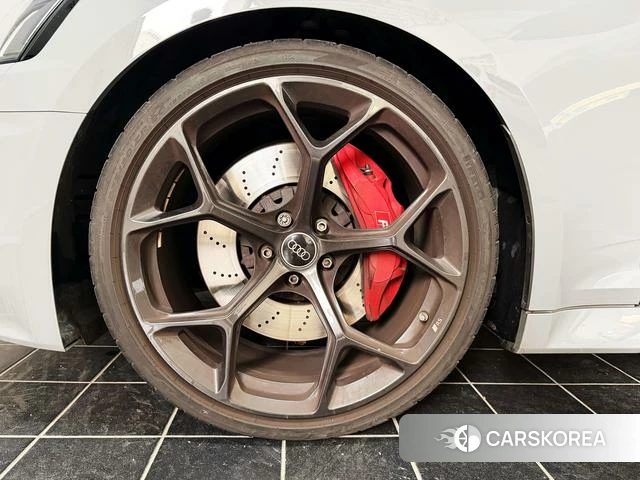 Audi RS 5 id 4235968 из Китая 13