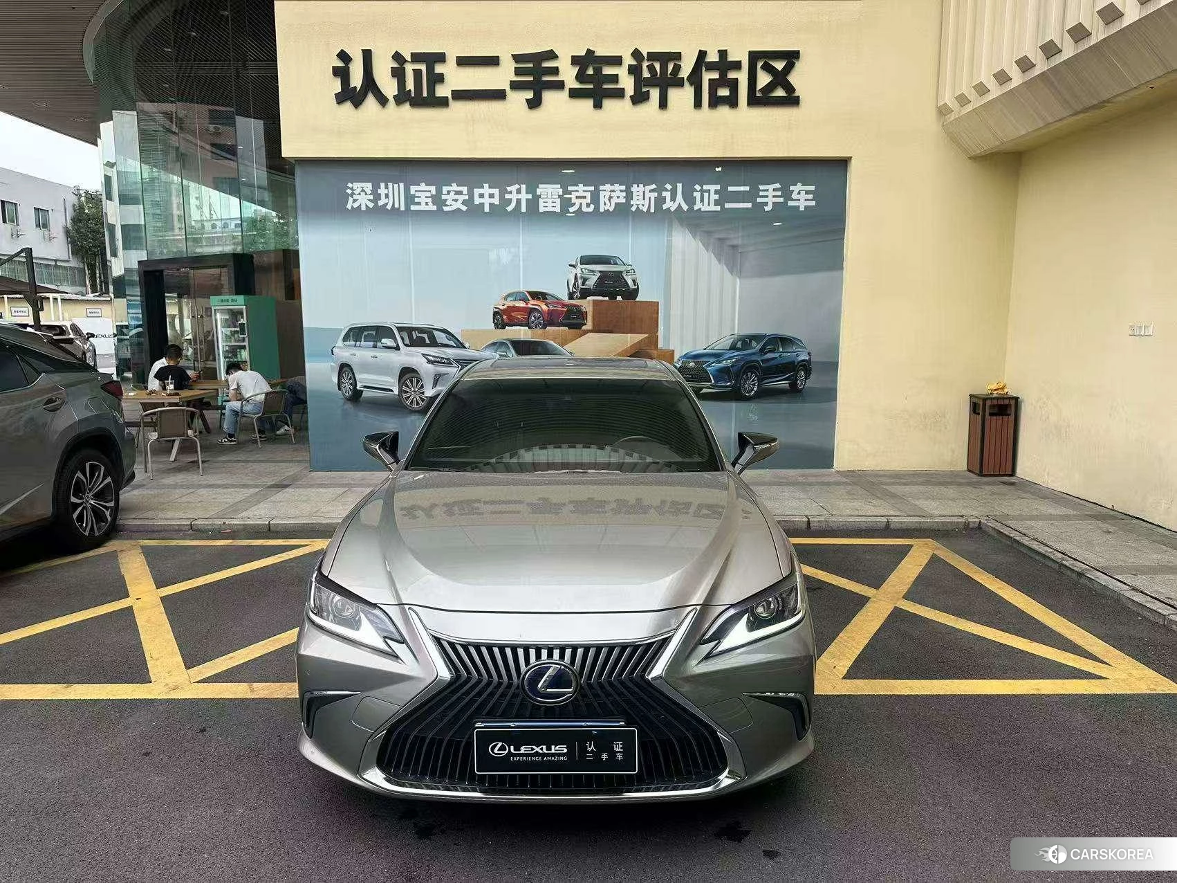 Lexus ES id 4499149 из Китая 13