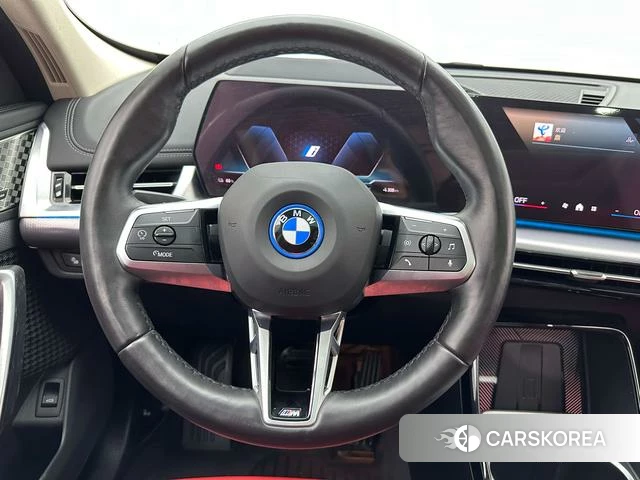 BMW iX1 id 4380635 из Китая 31