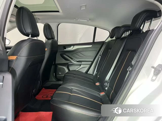 Ford Fox id 4393335 из Китая 11