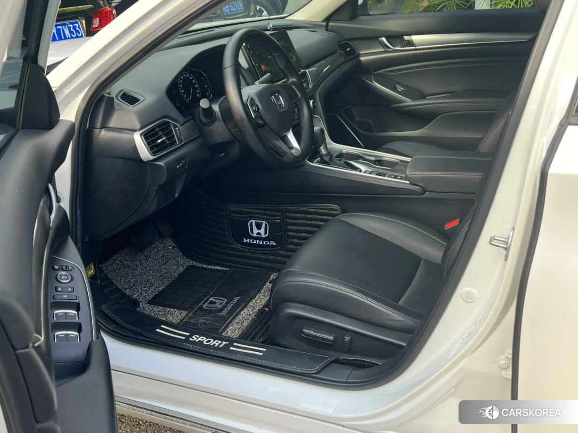 Honda Accord id 4493278 из Китая 10