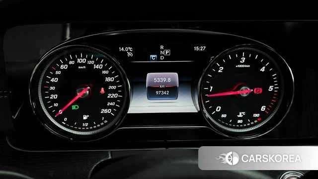 Mercedes-Benz E-Class W213 id 3873390 из Кореи 18