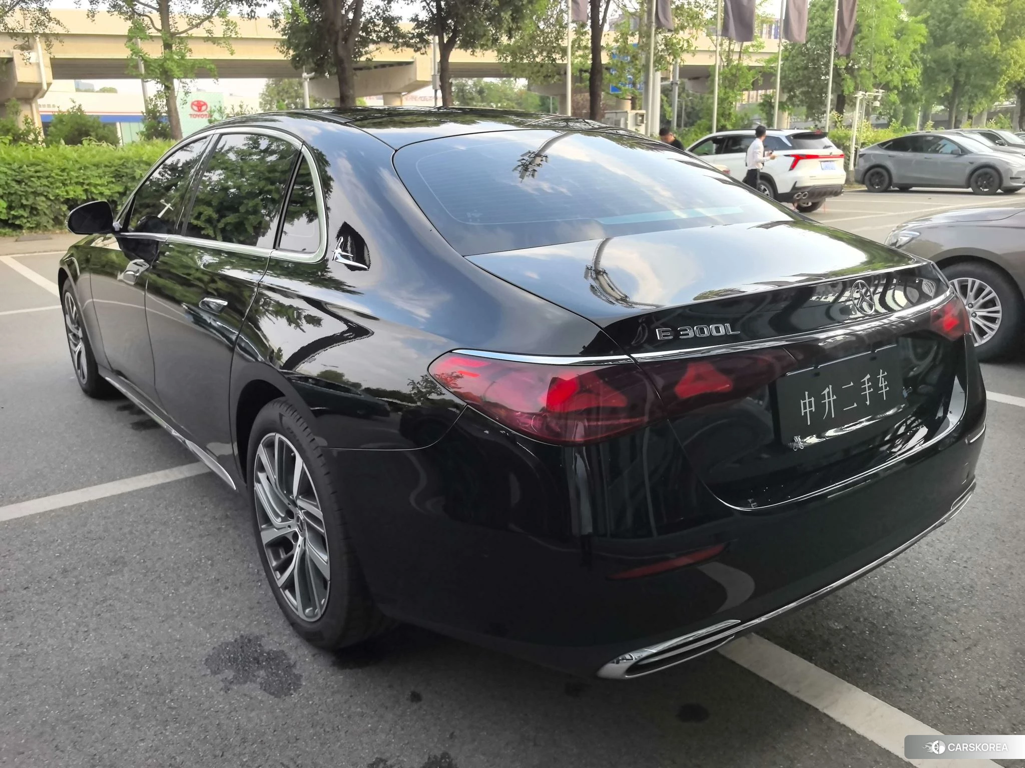 Mercedes-Benz E-class id 4441182 из Китая 15