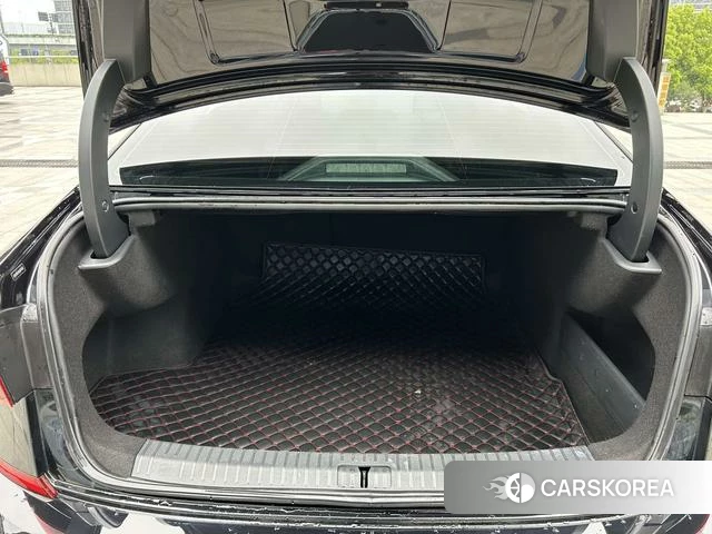Volkswagen Passat id 4261124 из Китая 16
