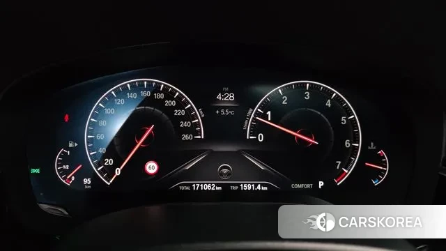 BMW 5 Series (G30) id 3766327 из Кореи 18