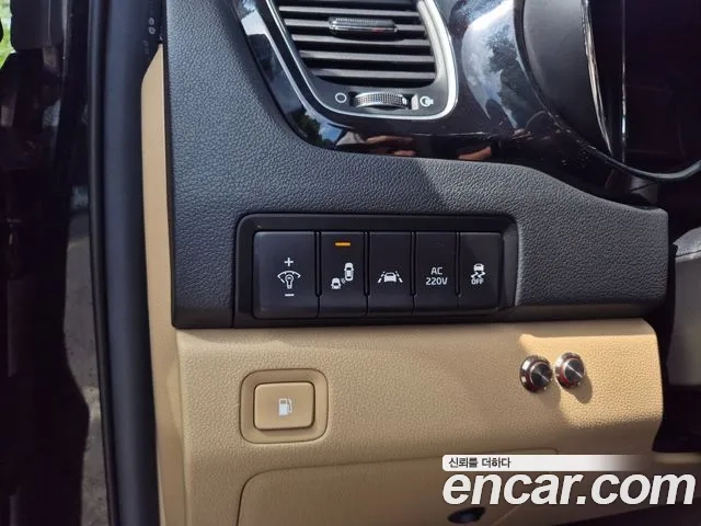 Kia The New Carnival id 2886766 из Кореи 18