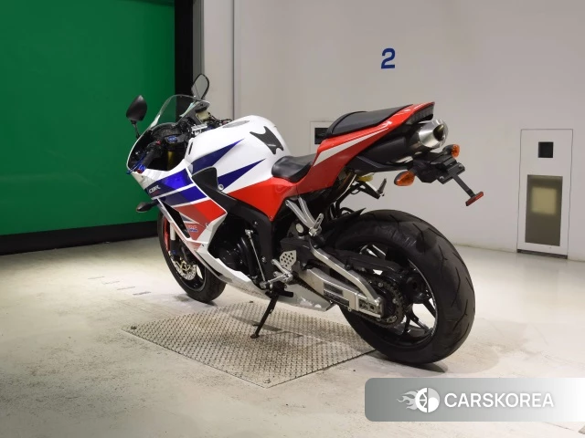 Проданный Honda CBR600RR id 4333020 из Японии, фото 8