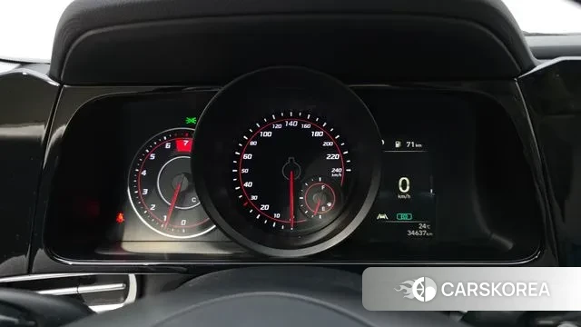 Hyundai Avante (CN7) id 3053165 из Кореи 18