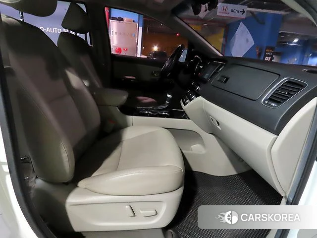 Kia The New Carnival id 4384991 из Кореи 18