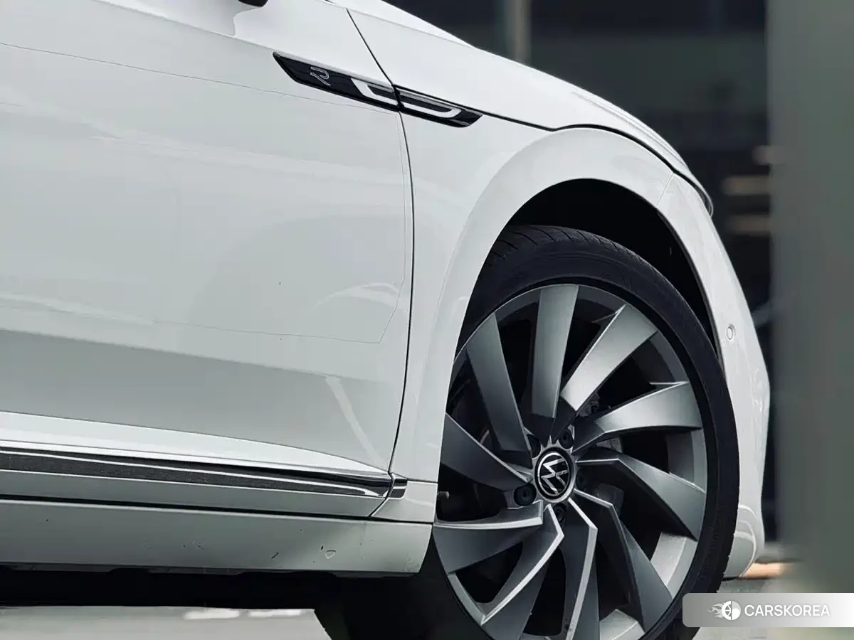 Volkswagen Arteon (CC) id 4589396 из Китая 15