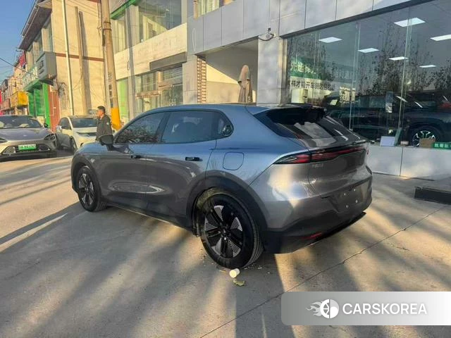 Dark blue car Dark blue S05 id 3908287 из Китая 8