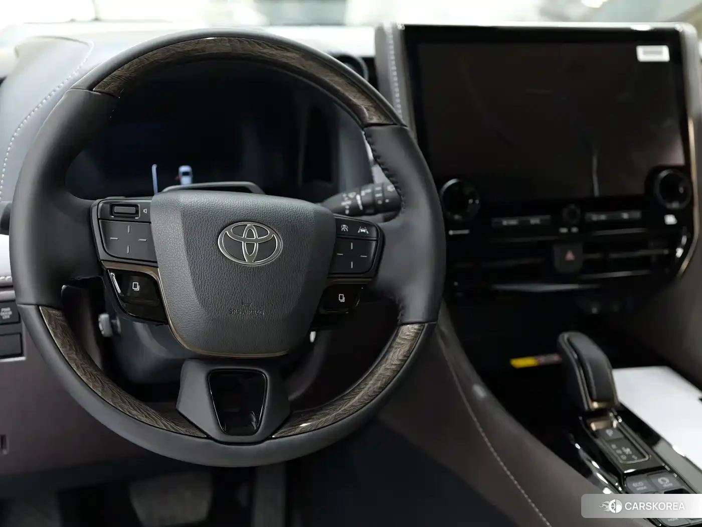 Toyota Alphard id 4565075 из Китая 10