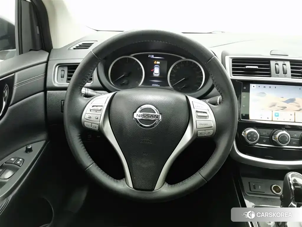 Nissan Tiida id 4559735 из Китая 22