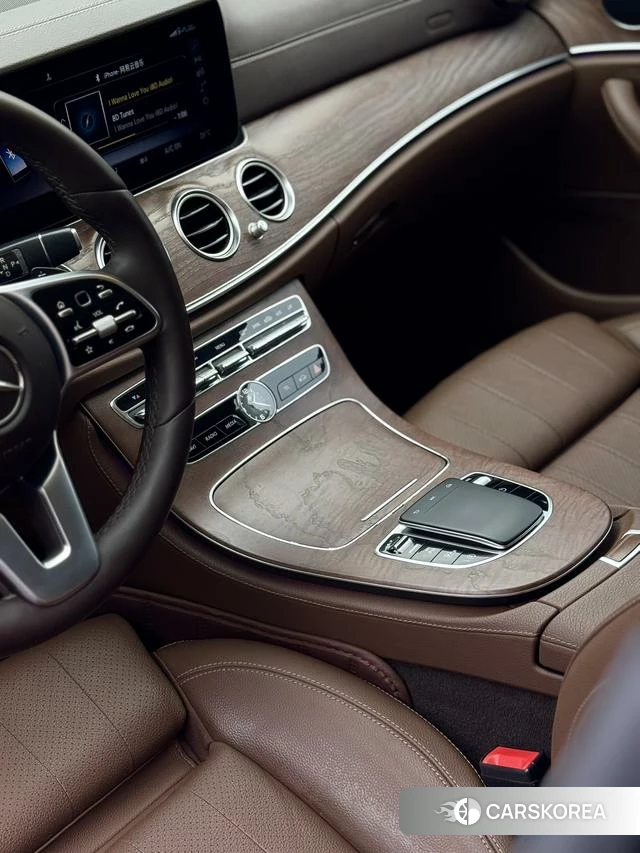 Mercedes-Benz E-class id 4209305 из Китая 16