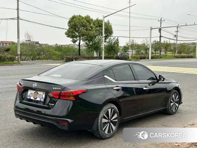Nissan Teana id 4273904 из Китая 8