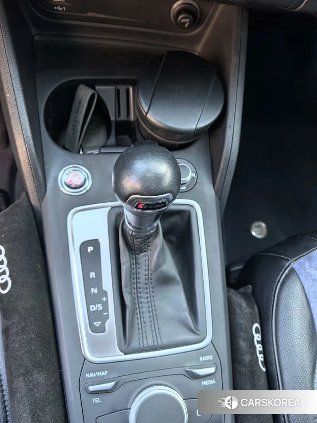 Audi Q2L id 4272850 из Китая 18