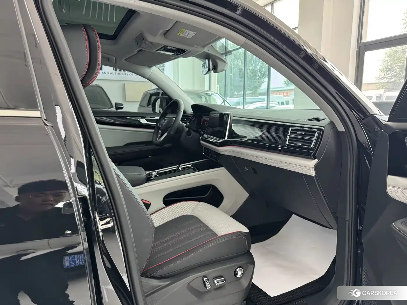 Volkswagen Touareg id 4655050 из Китая 18