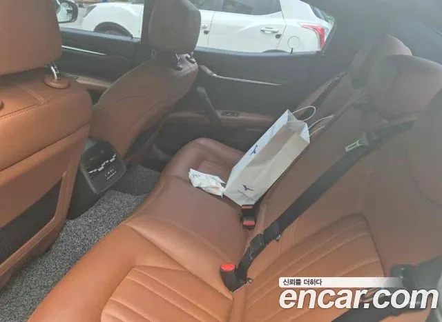 Maserati Ghibli id 2908245 из Кореи 8
