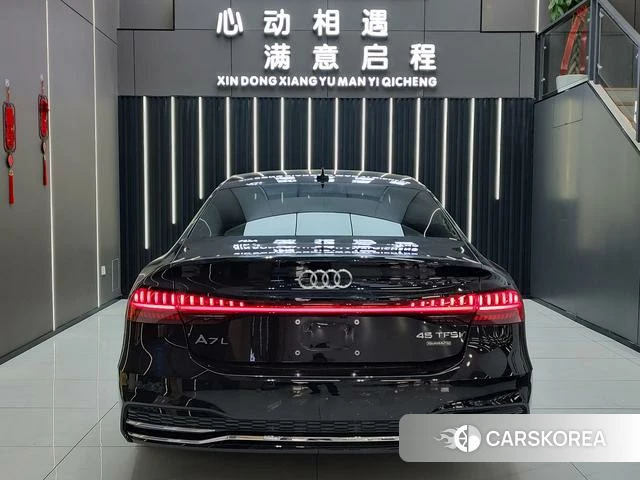 Audi A7L id 4256698 из Китая 8