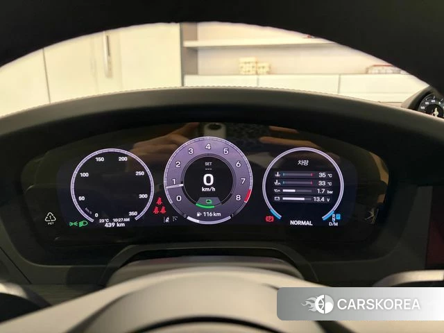 Porsche 911(992) id 4847243 из Кореи 18