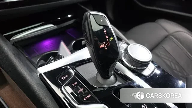 BMW 5 Series (G30) id 3432391 из Кореи 18