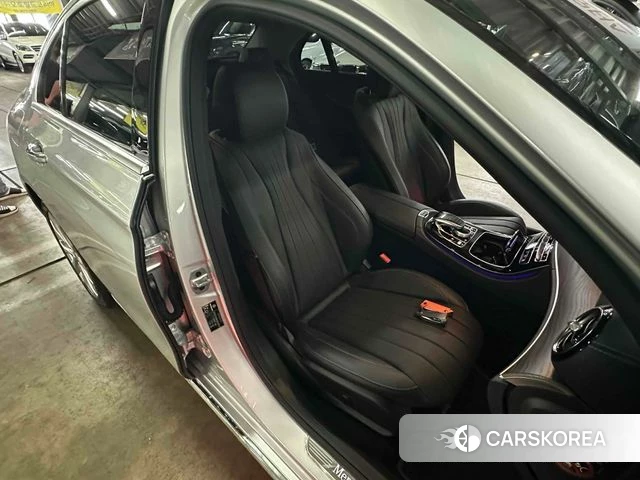 Mercedes-Benz E-Class W213 id 4746795 из Кореи 18