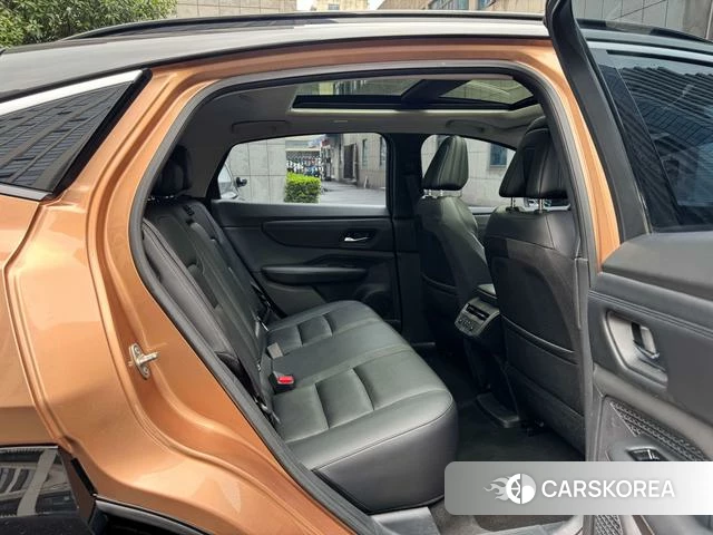Nissan ARIYA id 4367497 из Китая 15
