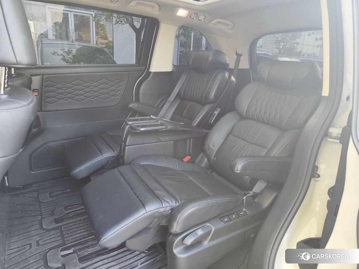 Honda Elysion id 4498977 из Китая 8