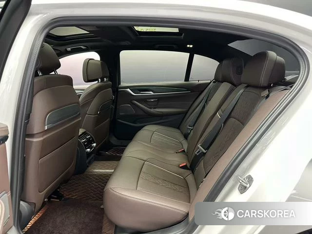BMW 5 series id 4260463 из Китая 14