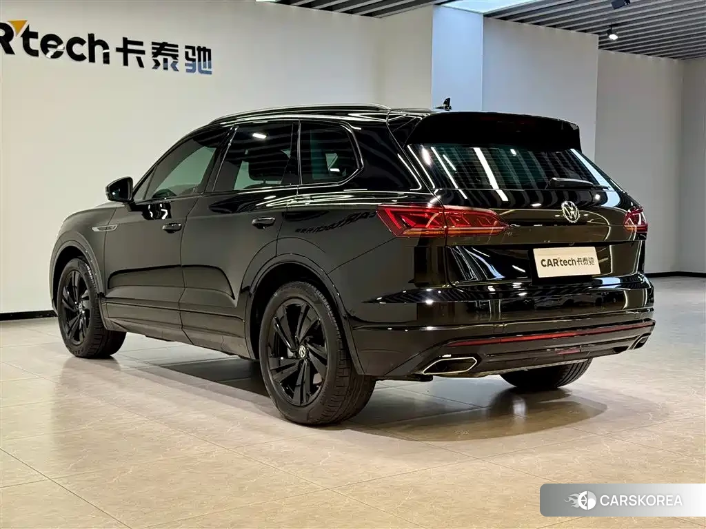 Volkswagen Touareg id 4577874 из Китая 27
