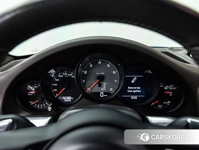 Porsche 911 id 3460212 из Кореи 17