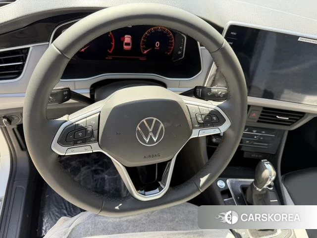 Volkswagen Bora id 4299456 из Китая 9
