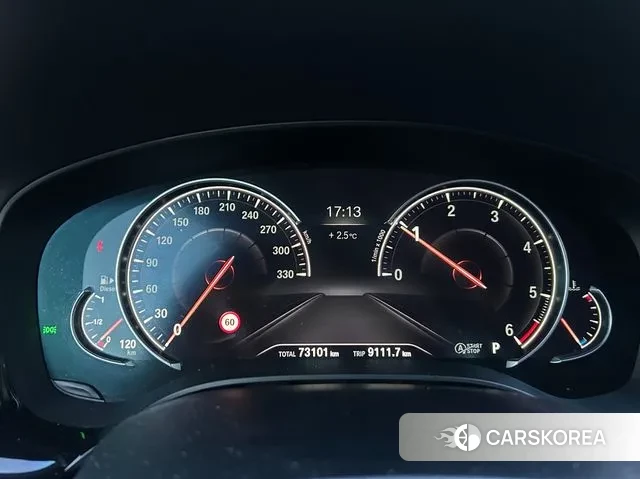 BMW 5 Series (G30) id 3619195 из Кореи 17