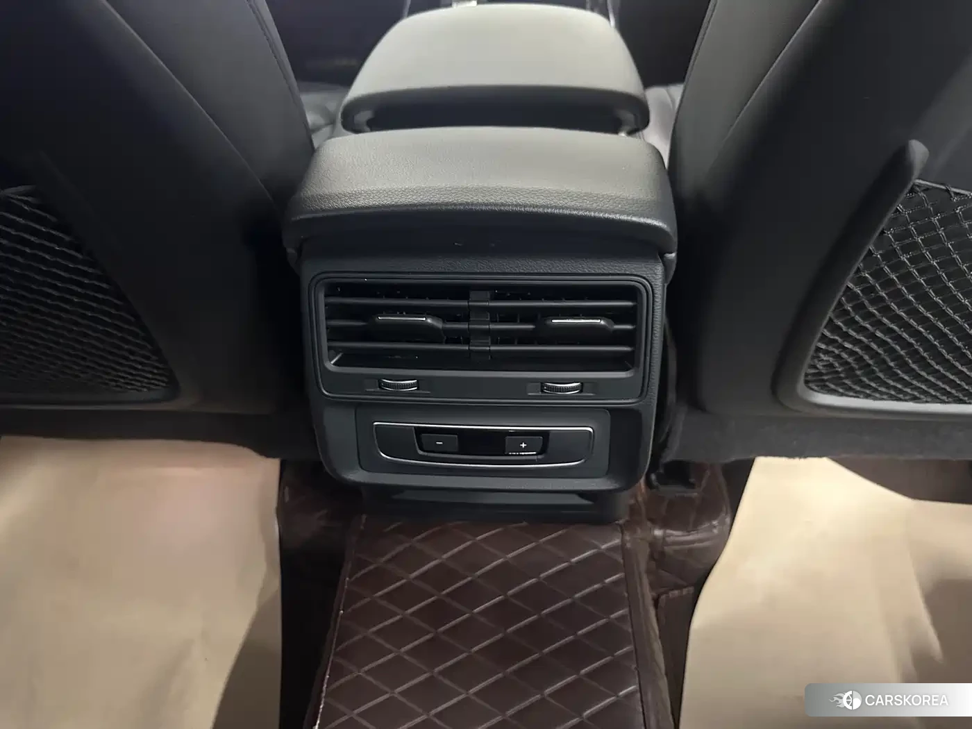 Audi Q8 id 4607130 из Китая 15