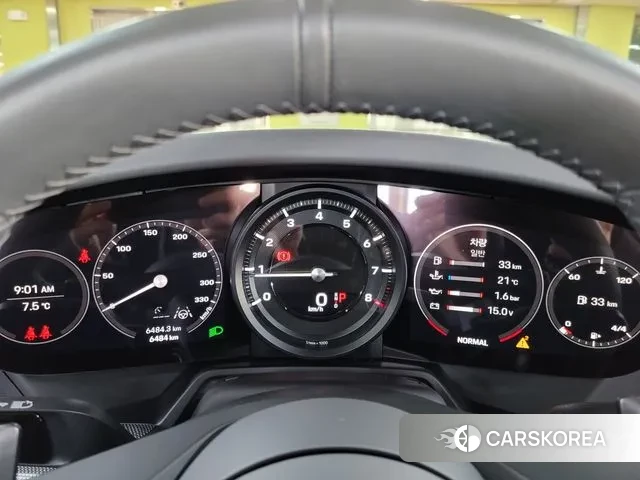 Porsche 911(992) id 3538658 из Кореи 18