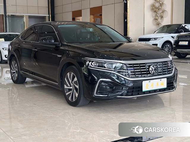 Volkswagen Passat PHEV id 4262053 из Китая 26