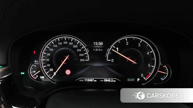 BMW 5 Series (G30) id 4652347 из Кореи 29