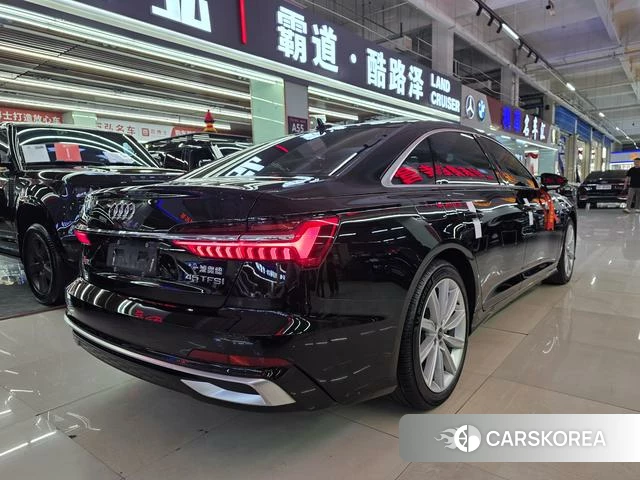 Audi A6L id 4313501 из Китая 8