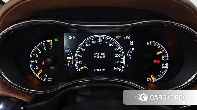 Jeep Grand Cherokee id 3028075 из Кореи 18