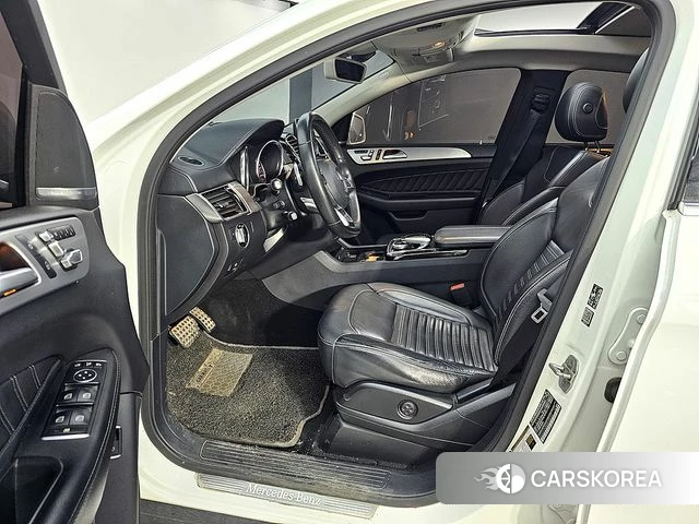 Mercedes-Benz GLE - Class W166 id 3845978 из Кореи 18