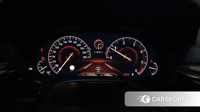 BMW 5 Series (G30) id 3176473 из Кореи 18