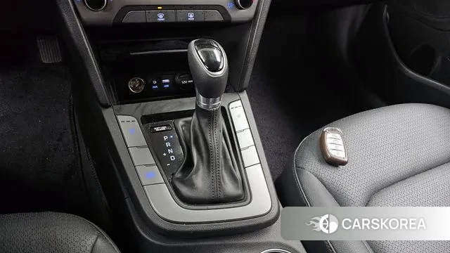 Hyundai Avante AD id 3602420 из Кореи 18