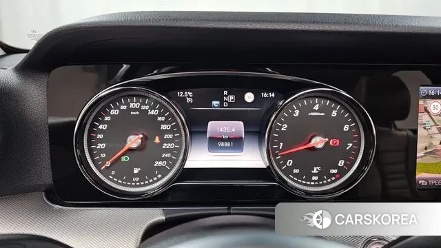 Mercedes-Benz E-Class W213 id 3598811 из Кореи 18