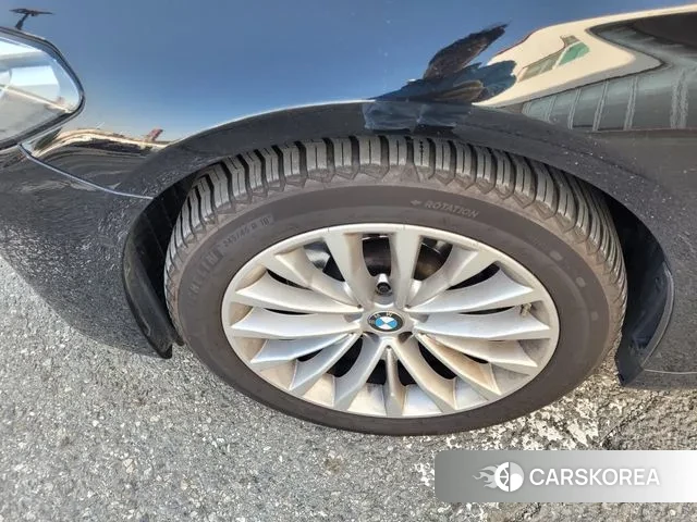 BMW 5 Series (G30) id 3428226 из Кореи 13