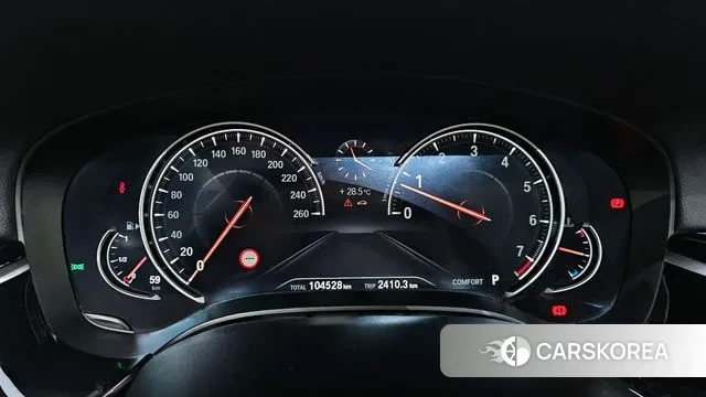 BMW 5 Series (G30) id 3101953 из Кореи 18