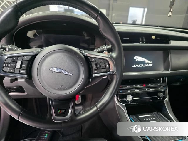 Jaguar XF (X260) id 4331319 из Кореи 8