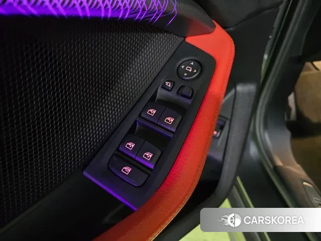 BMW 1 Series (F40) id 3478801 из Кореи 18