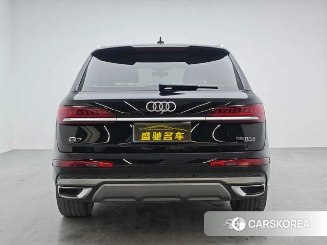 Audi Q7 id 4320685 из Китая 16